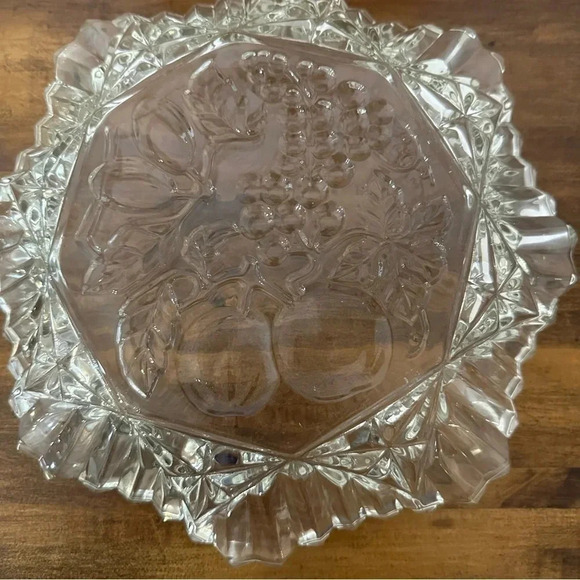 Federal Glass Co. 11" Wavy Clear Glass Bowl with Pioneer Fruit Pattern - Picture 5 of 6